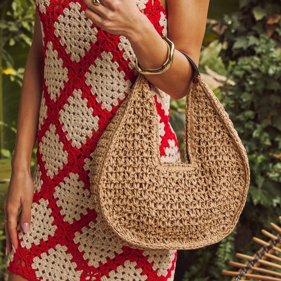 VICI - Woven Tote - Picture 3 of 5